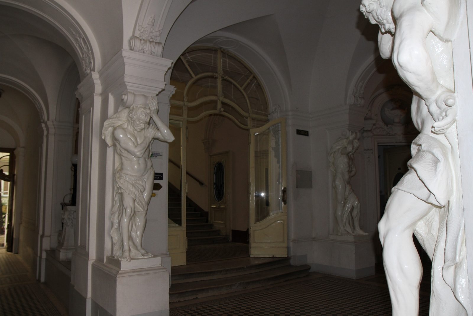 Moritz Kaposi's house, Vienna - 05.jpg